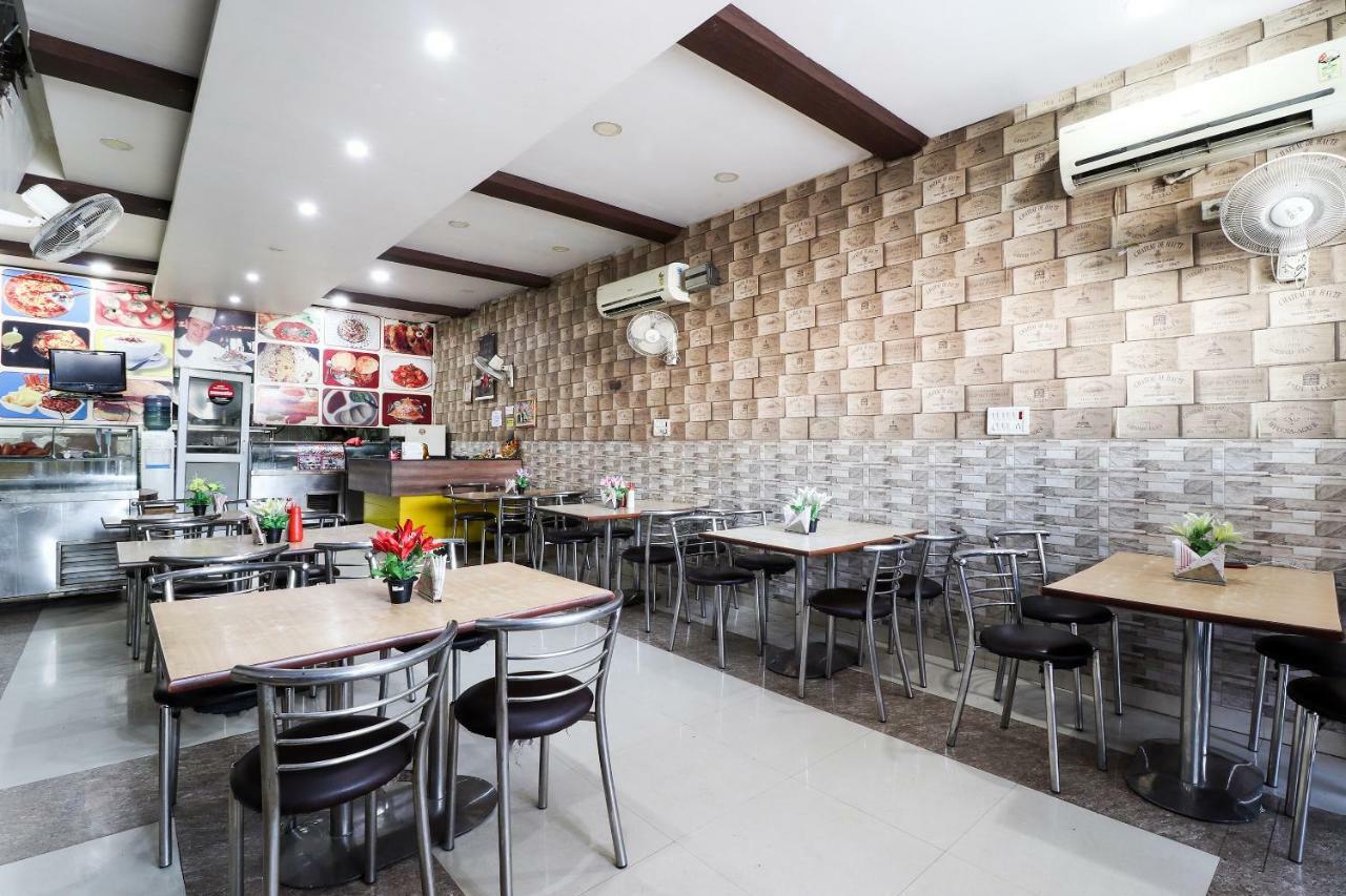 Oyo 43936 Hotel Rajputana Palace Farrukhabad Экстерьер фото